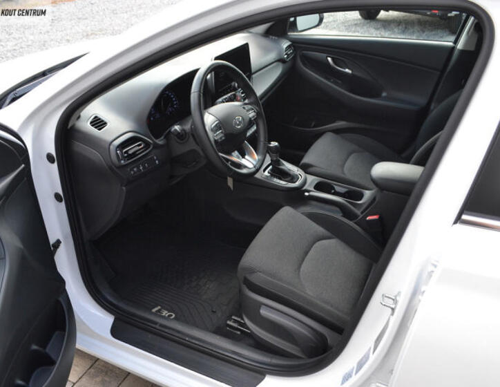 Hyundai i30 18