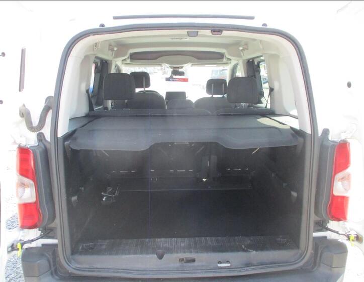 Peugeot Rifter 12