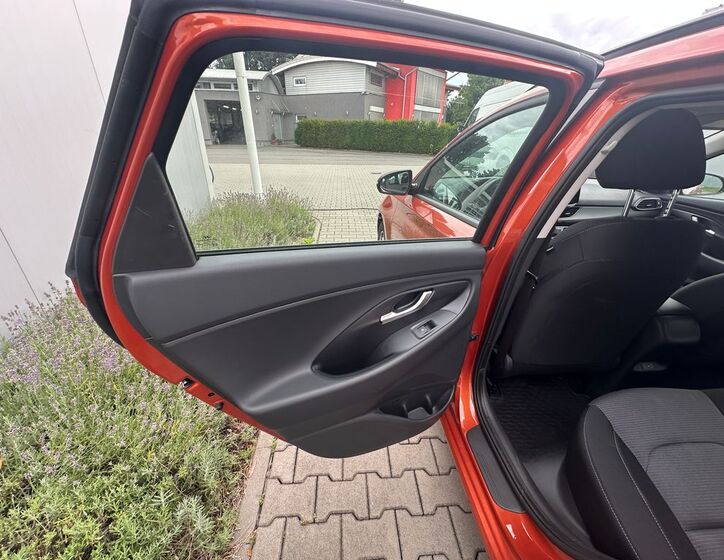 Hyundai i30 13