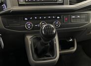 Volkswagen Caravelle 13