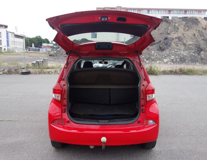 Toyota Corolla Verso 16