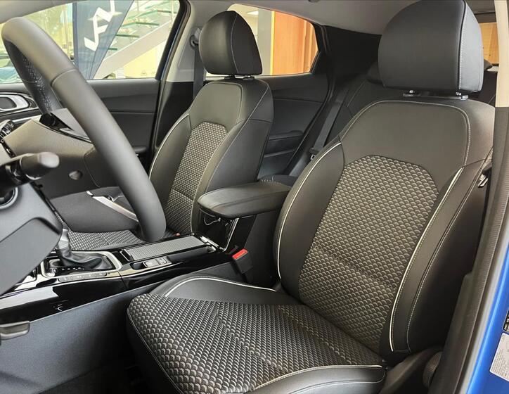 KIA XCeed 17