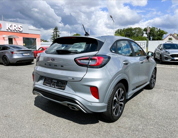 Ford Puma 4