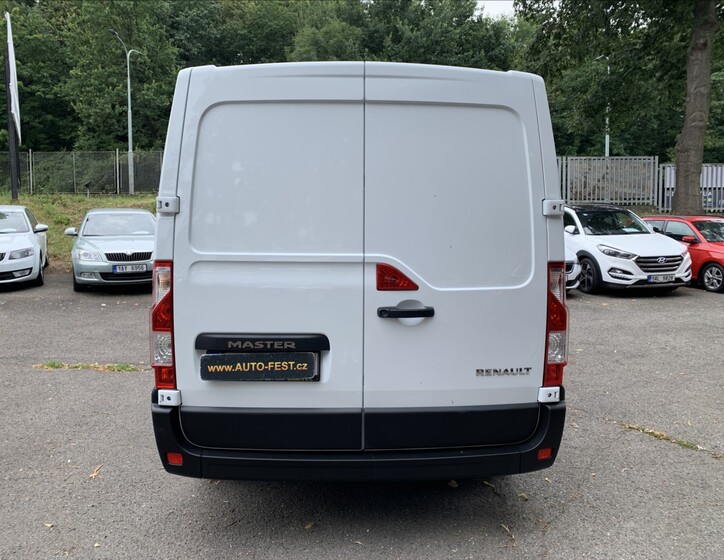 Renault Master 4