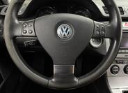 Volkswagen Passat 9