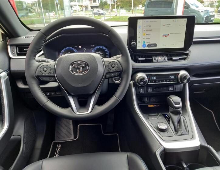 Toyota RAV4 12