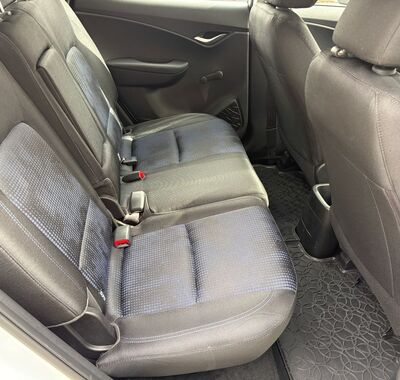 Hyundai ix20 11
