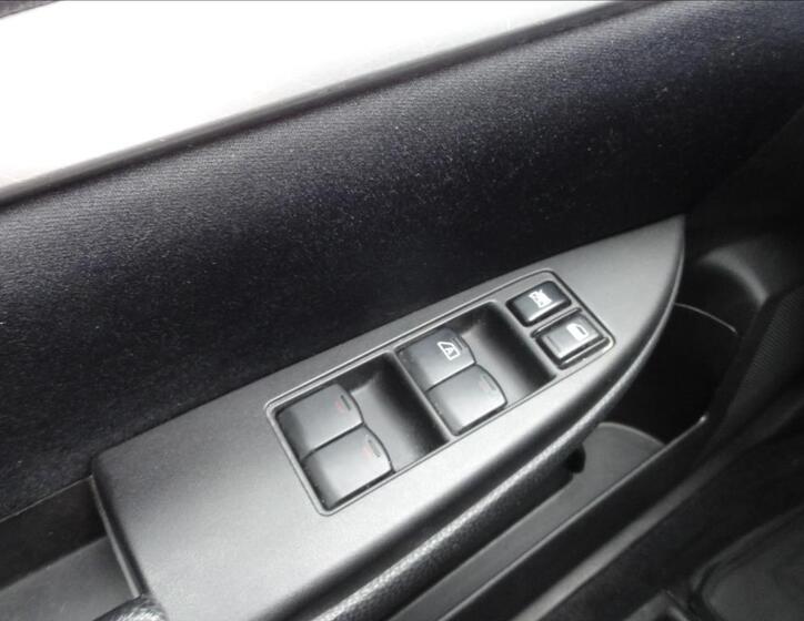 Subaru Legacy 22