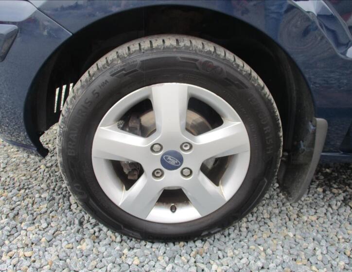 Ford Fusion 29