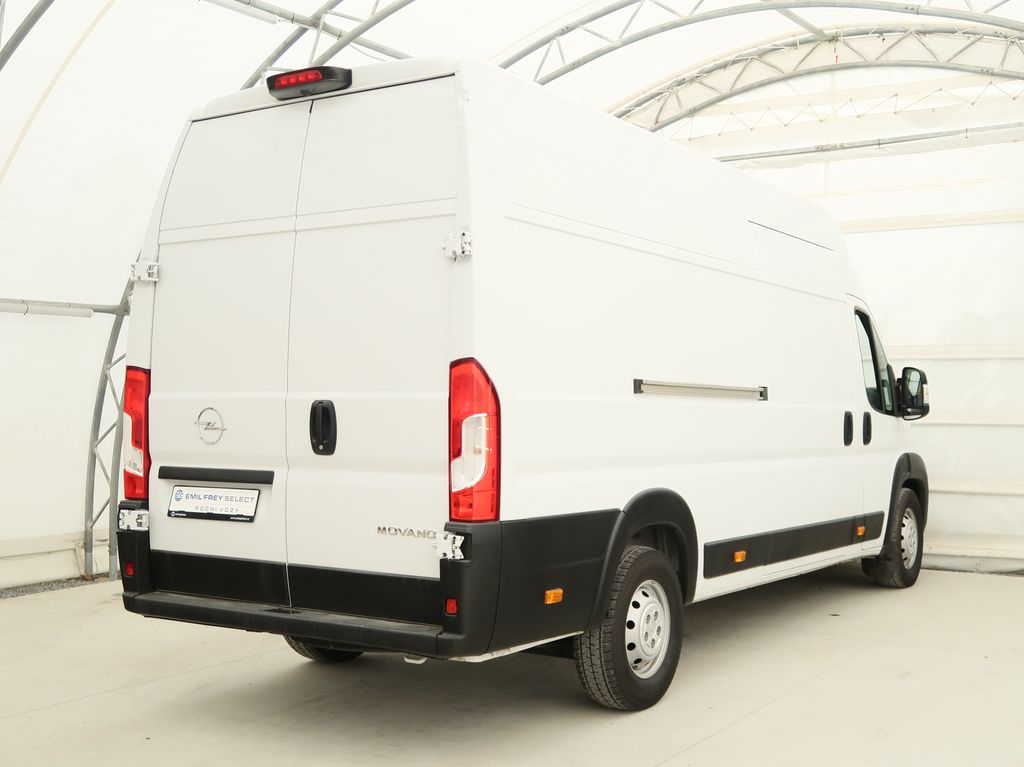 Opel Movano