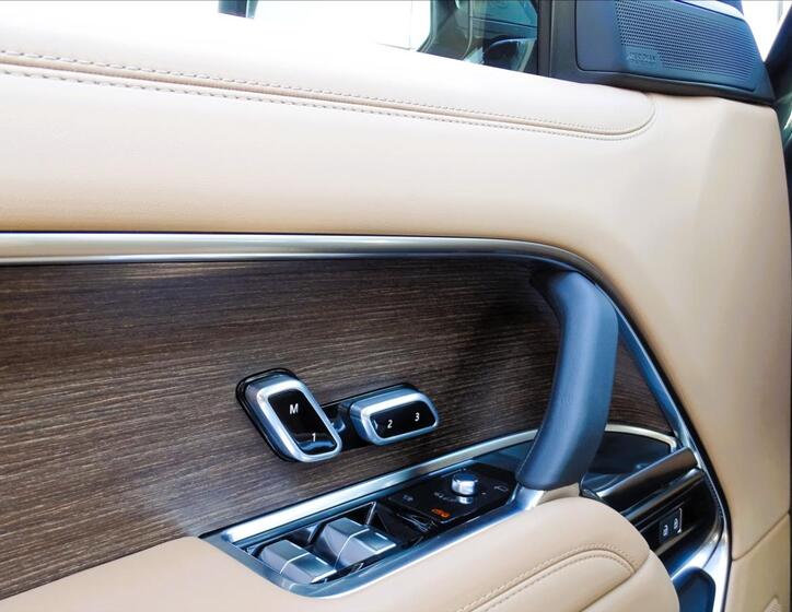 Land Rover Range Rover 8