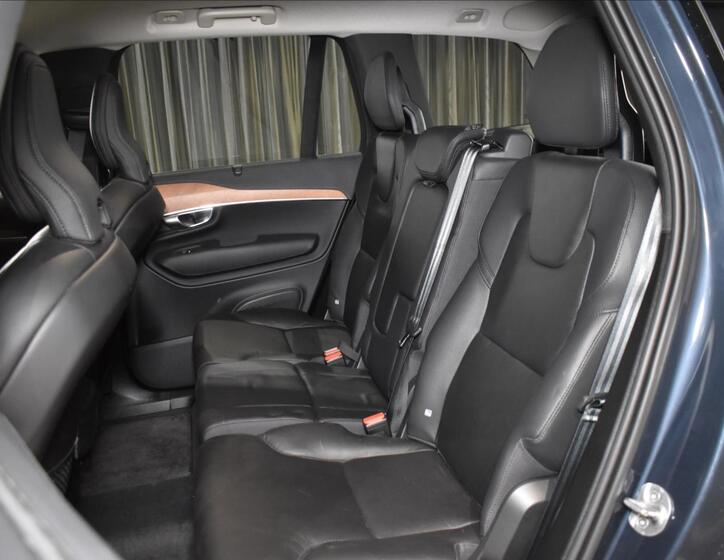 Volvo XC90 9