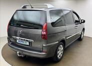 Peugeot 807 4