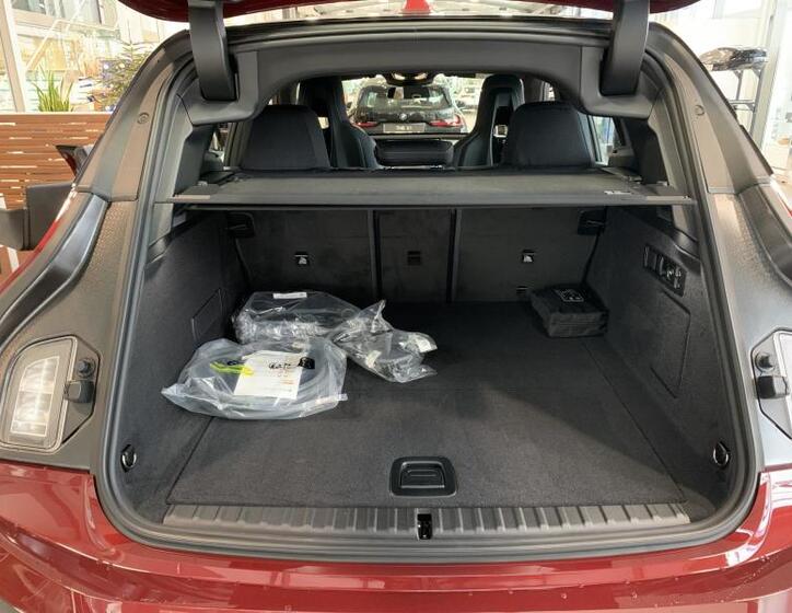 BMW iX 10