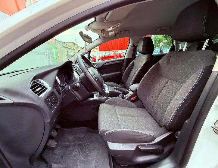 Citroën C4 13