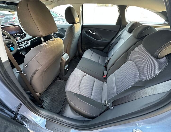 Hyundai i30 14