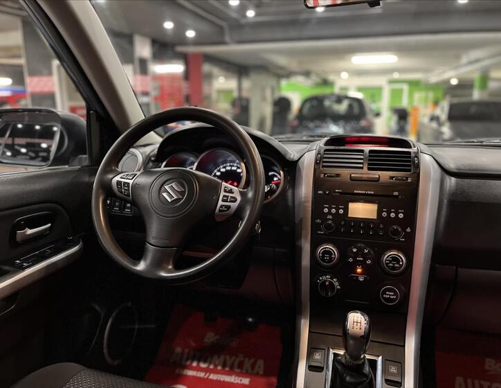 Suzuki Grand Vitara 18