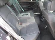 Volkswagen Passat 13