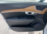 Volvo XC90 13