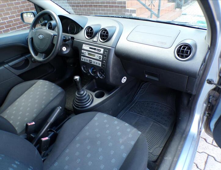 Ford Fiesta 18