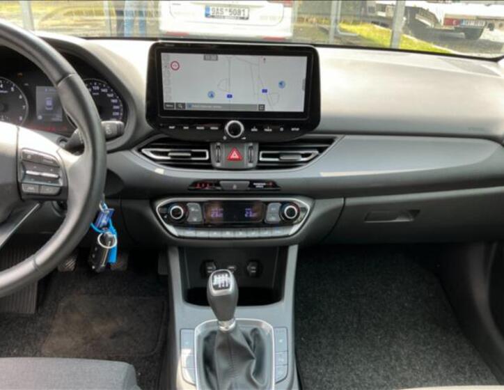 Hyundai i30 6