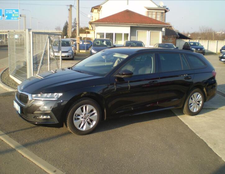 Škoda Octavia 1