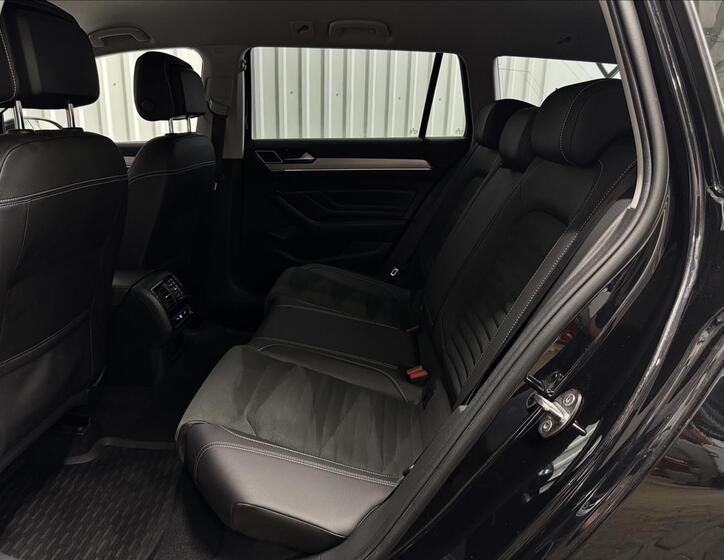 Volkswagen Passat 35
