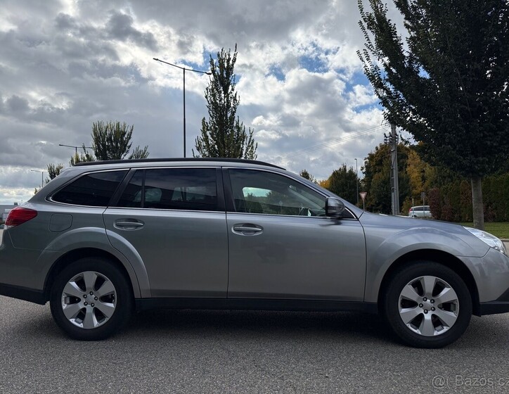 Subaru Outback 7