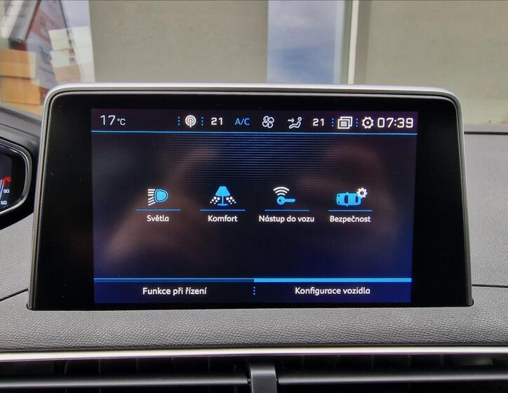 Peugeot 5008 28