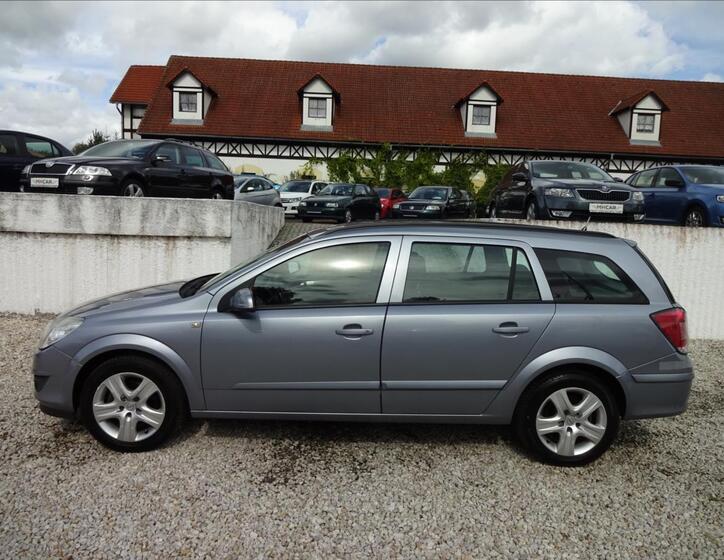 Opel Astra 4
