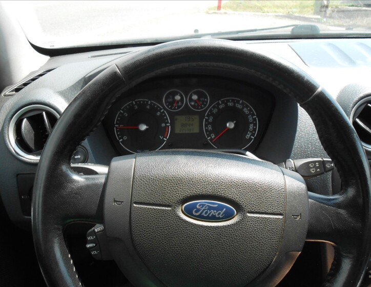 Ford Fusion 23