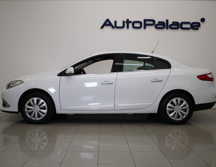 Renault Fluence 5