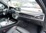BMW Řada 7 24