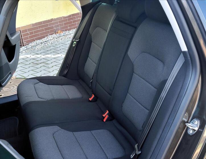 Volkswagen Passat 26