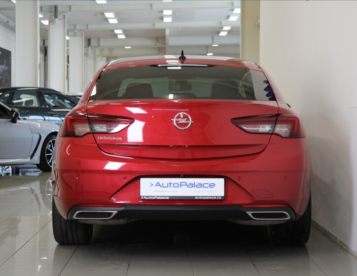 Opel Insignia 4
