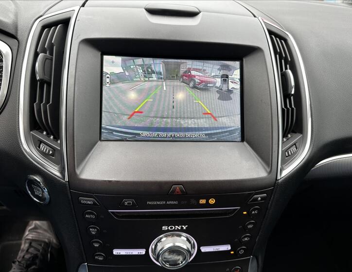 Ford S-MAX 13