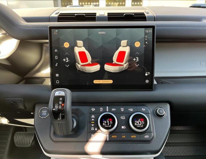 Land Rover Defender 14