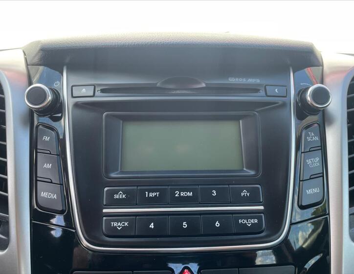 Hyundai i30 15