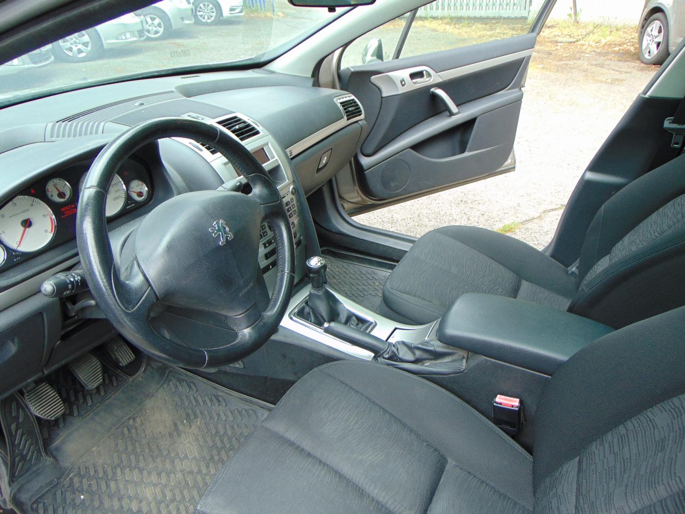 Peugeot 407