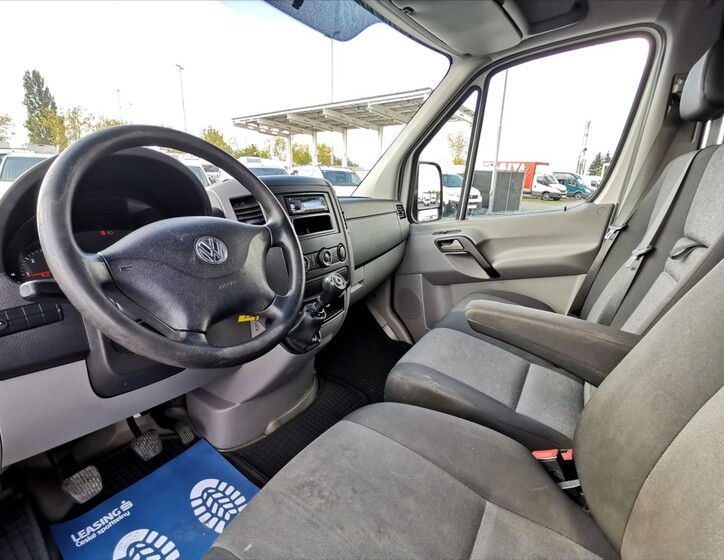 Volkswagen Crafter 6