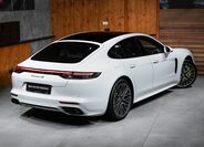 Porsche Panamera 36
