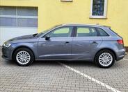 Audi A3 8