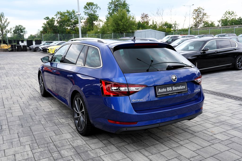 Škoda Superb