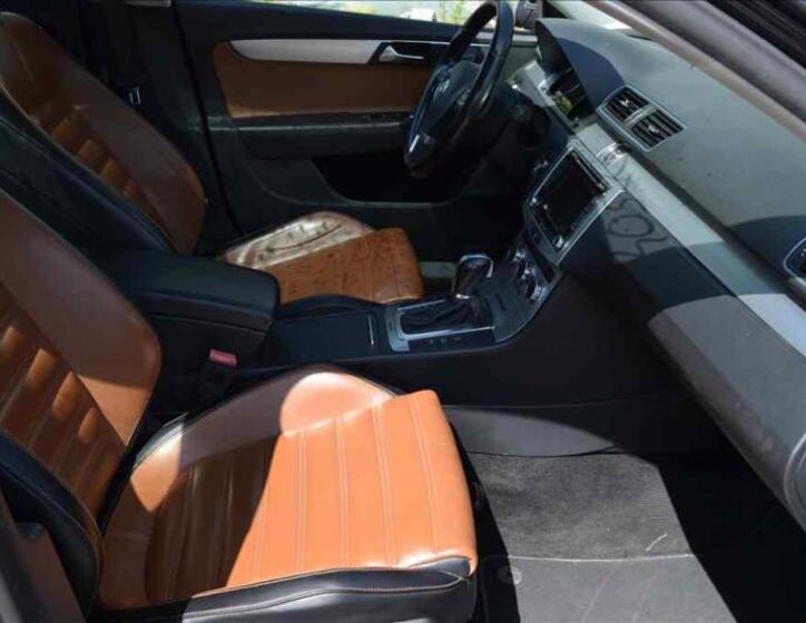Volkswagen Passat 25