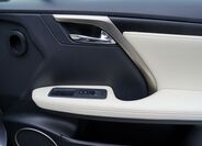 Lexus RX 450 21