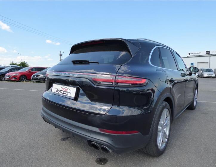 Porsche Cayenne 3