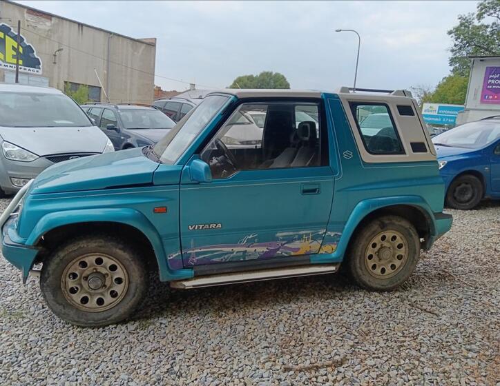 Suzuki Vitara 6