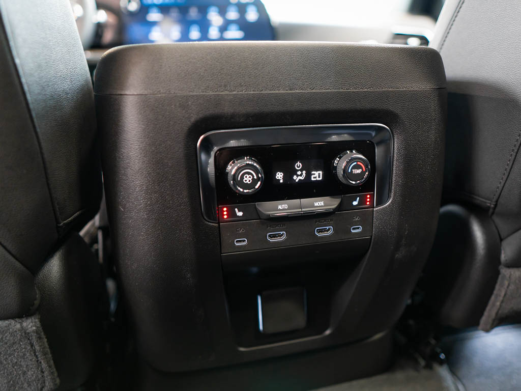 Chevrolet Suburban