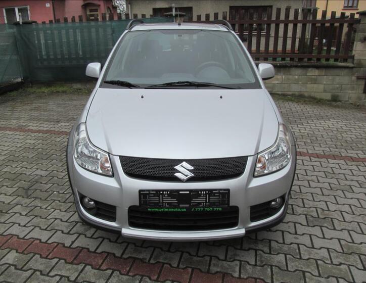Suzuki SX4 1