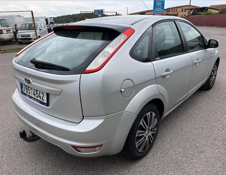 Ford Focus 9